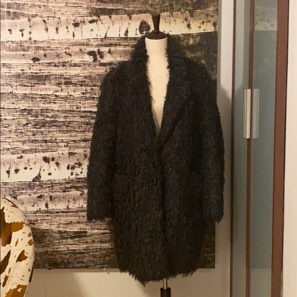 Elizabeth and James Faux Fur Coat L - Picture 1 of 9